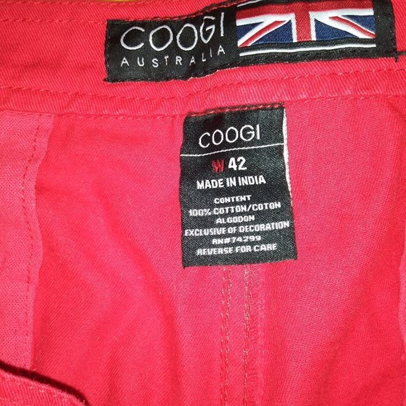 Red Men's Coogi Cargo Shorts with Belt, Size: 42 - Picture 3 of 4